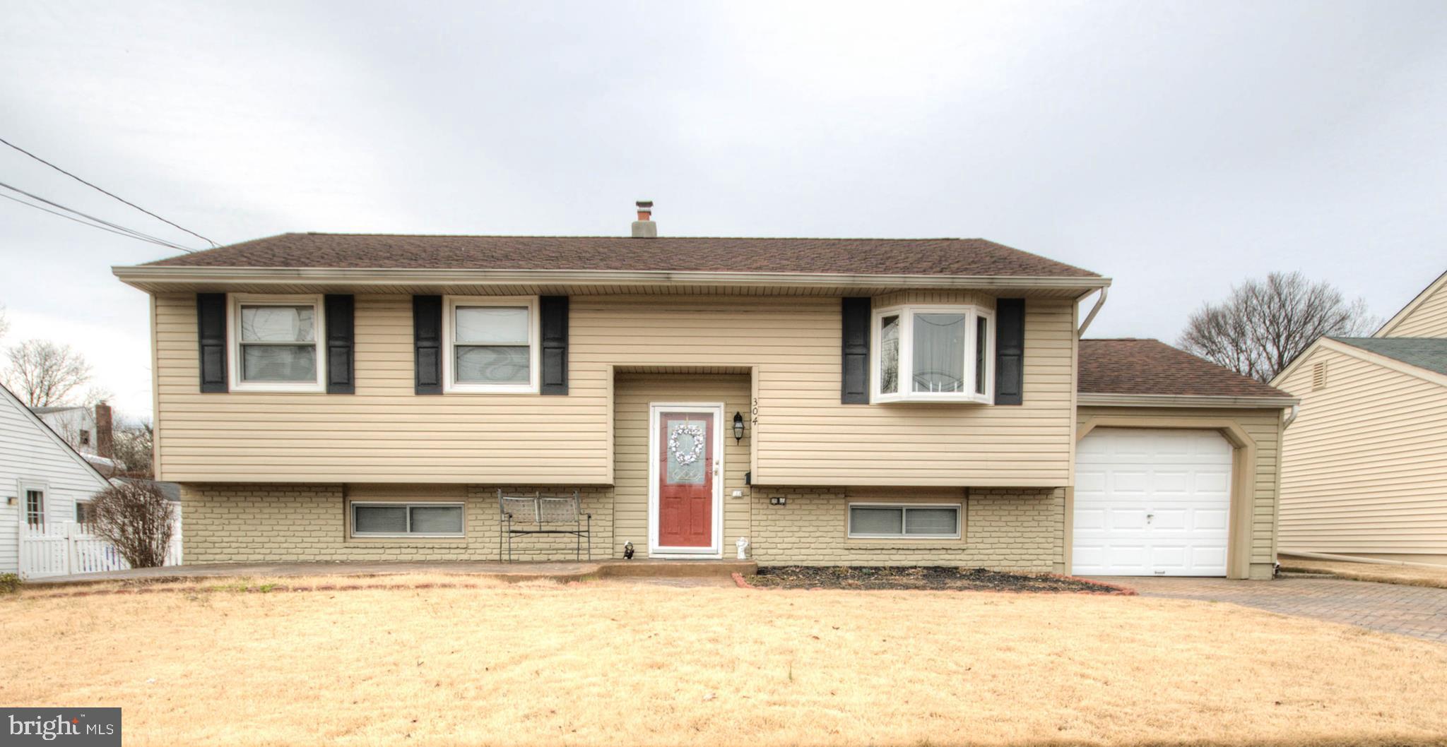 304 Peach Road Bellmawr, NJ 08031 - Photo 3 of 28 Newer windows and siding
