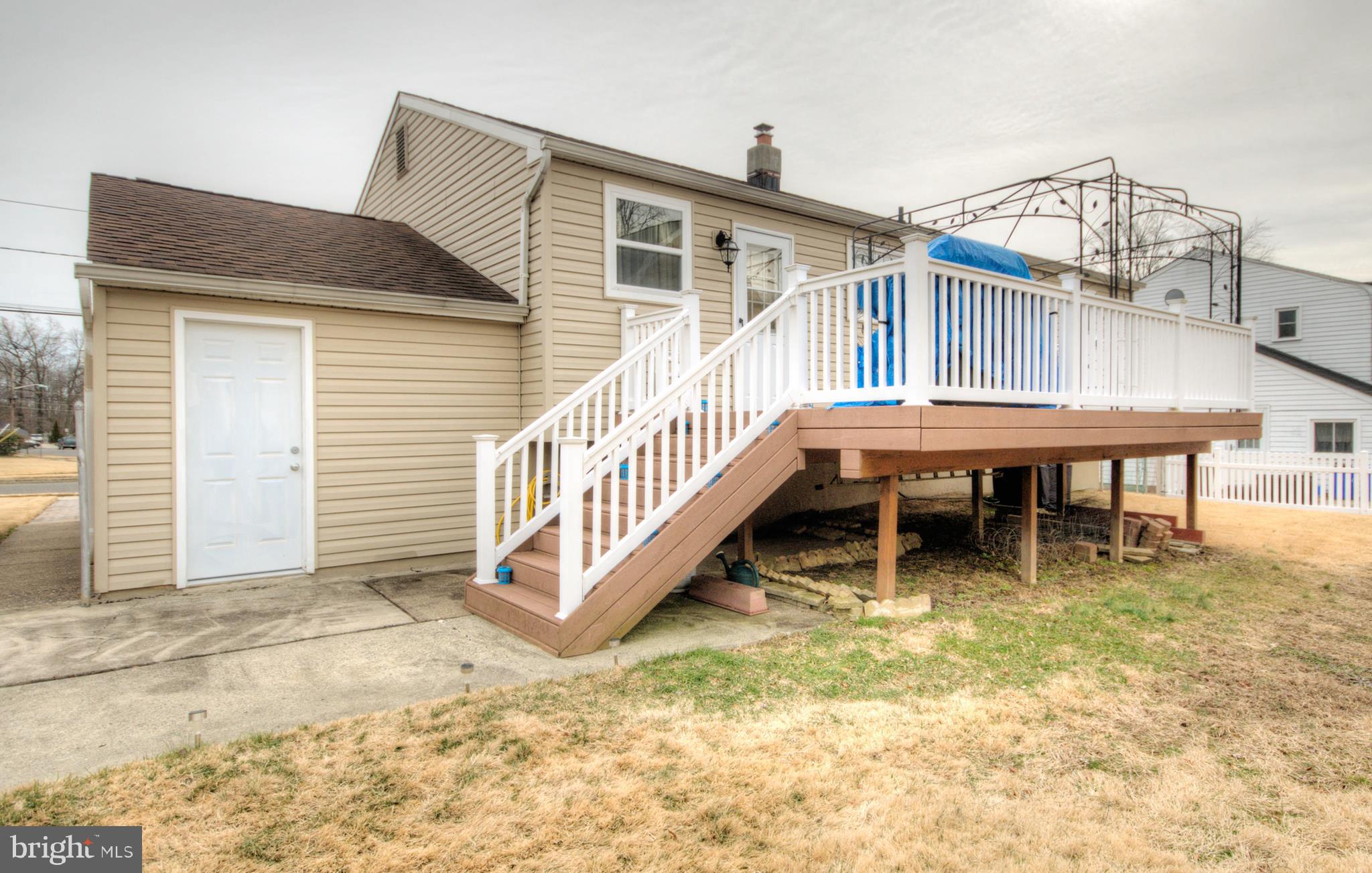 304 Peach Road Bellmawr, NJ 08031 - Photo 26 of 28 Spacious back yard