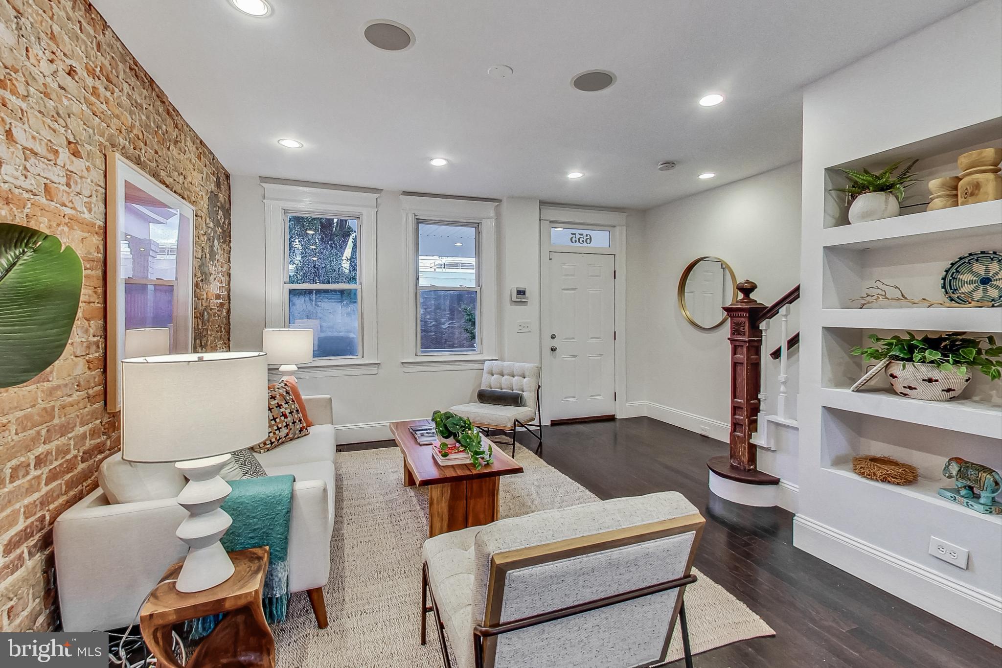 655 Morris Place Northeast Washington, DC 20002 - Photo 5 of 29