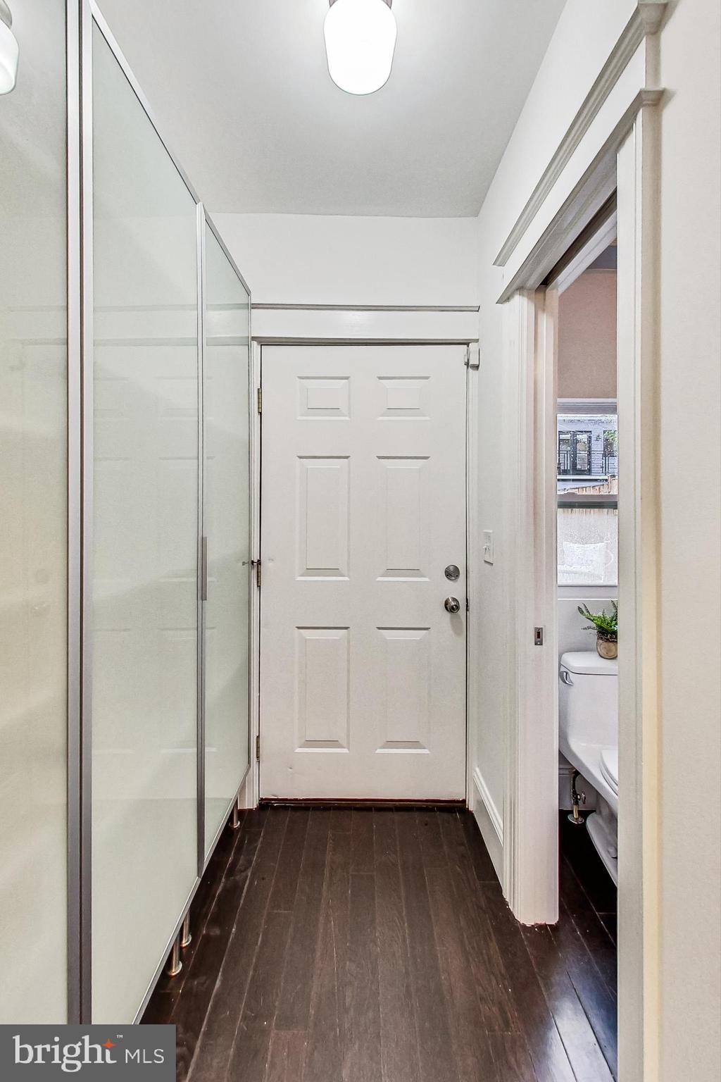 655 Morris Place Northeast Washington, DC 20002 - Photo 10 of 29