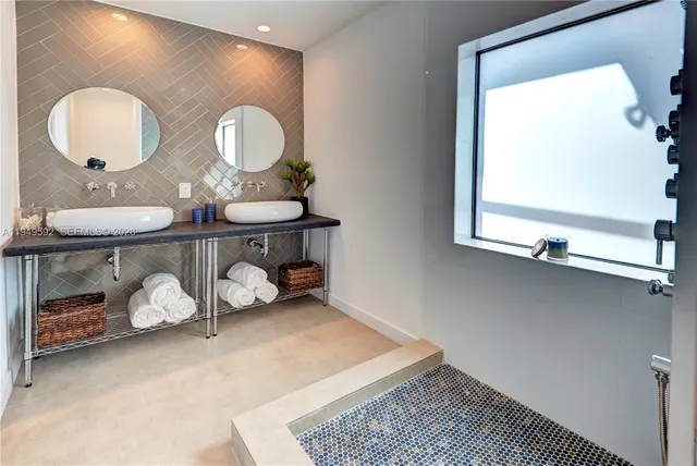 $650,000 | 818 Northwest 47th Street, Miami, FL 33127