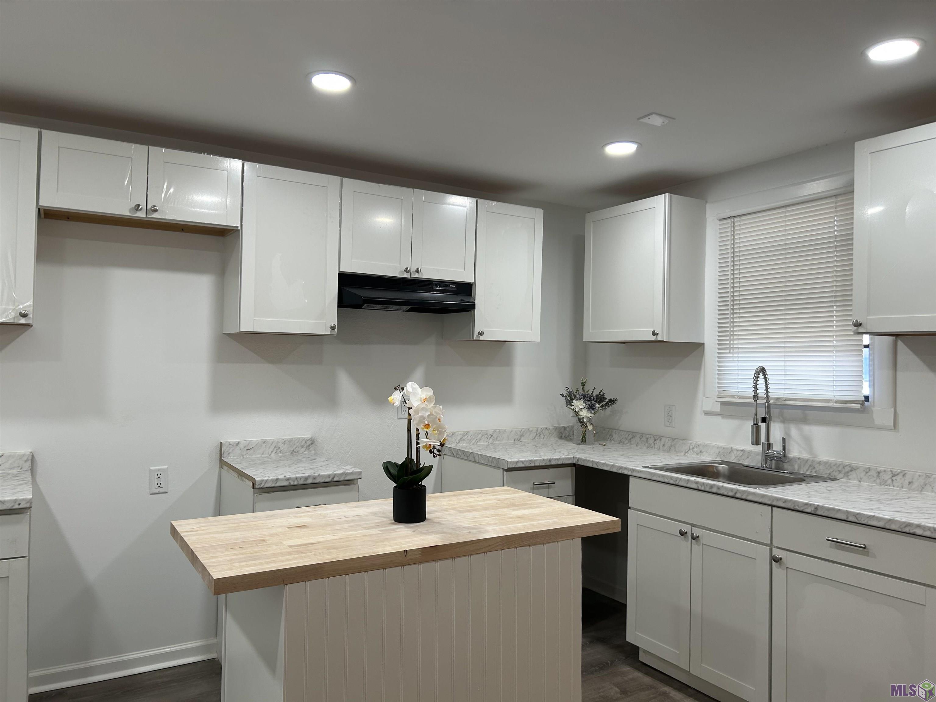 4925 Jefferson Avenue Baton Rouge, LA 70802 - Photo 2 of 6