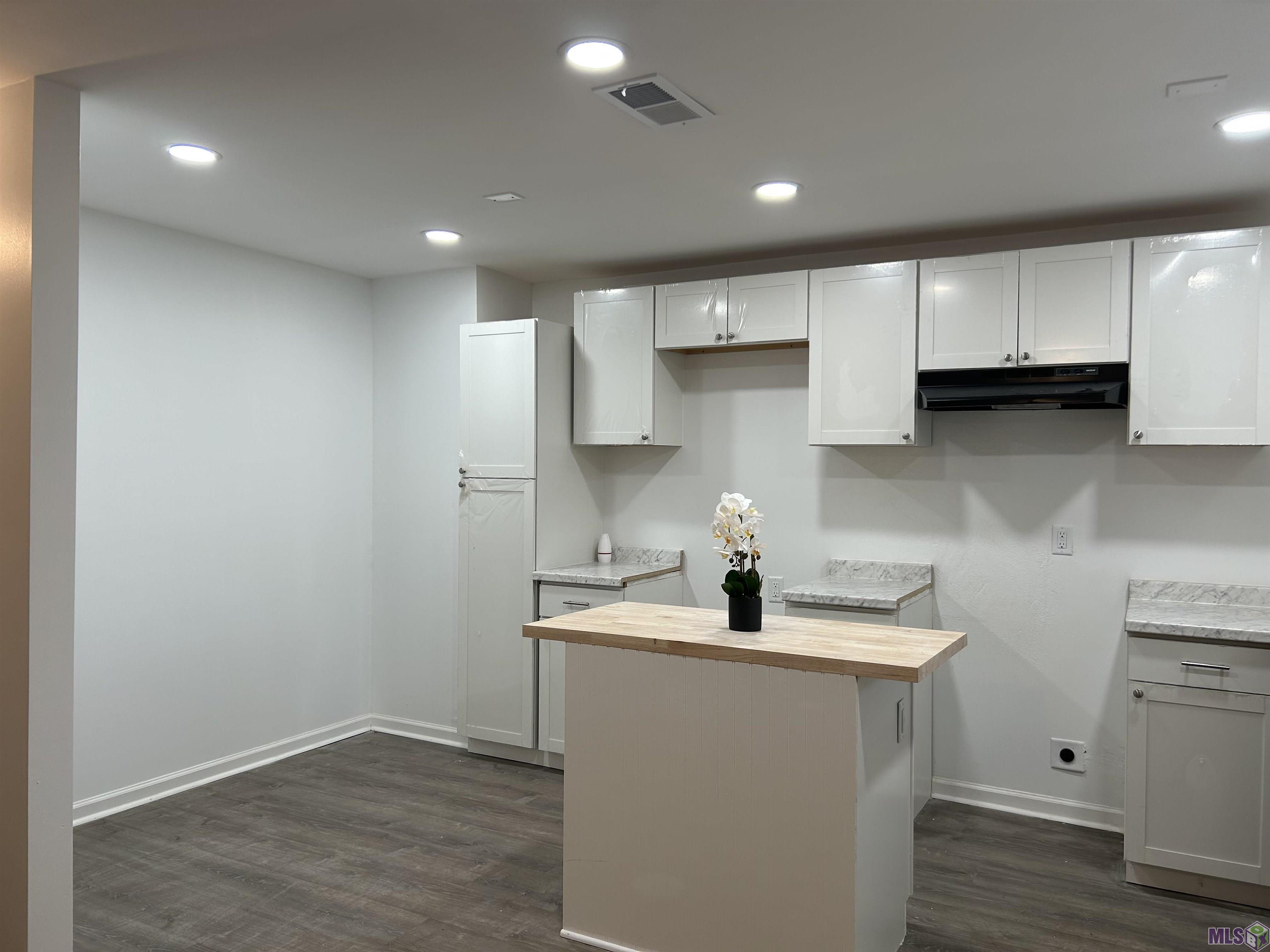 4925 Jefferson Avenue Baton Rouge, LA 70802 - Photo 3 of 6