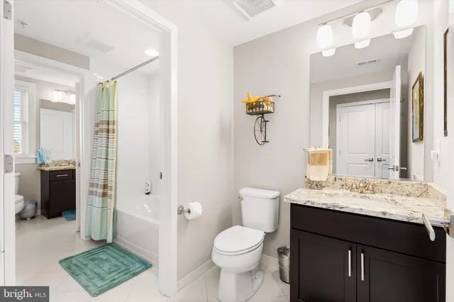 $985,000 | 37286 Lighthouse Road, Unit 210, Selbyville, DE 19975