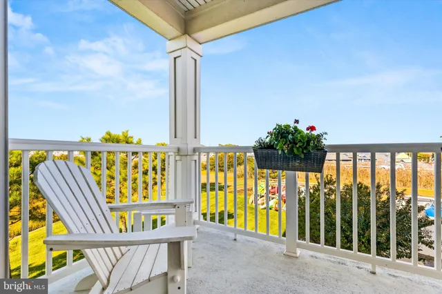 $985,000 | 37286 Lighthouse Road, Unit 210, Selbyville, DE 19975