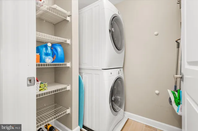 $985,000 | 37286 Lighthouse Road, Unit 210, Selbyville, DE 19975