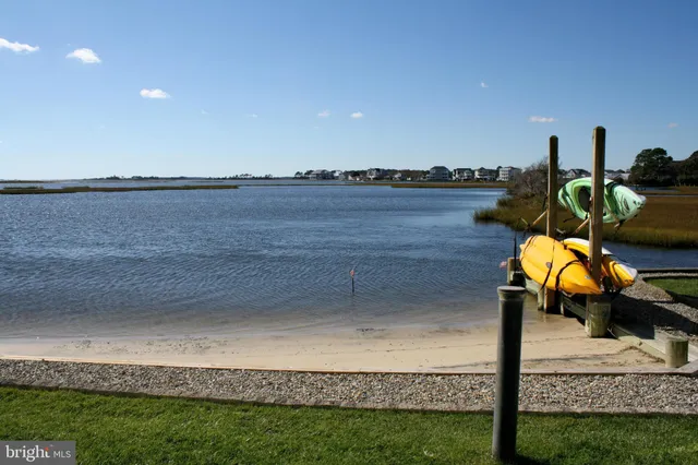 $985,000 | 37286 Lighthouse Road, Unit 210, Selbyville, DE 19975