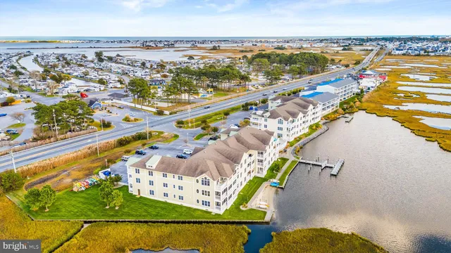 $985,000 | 37286 Lighthouse Road, Unit 210, Selbyville, DE 19975