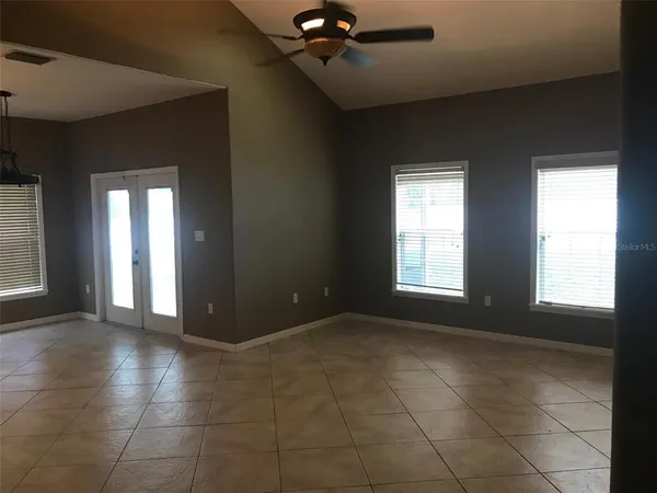 $4,000 | 1518 Salem Drive, Orlando, FL 32807