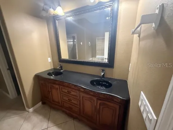 $4,000 | 1518 Salem Drive, Orlando, FL 32807