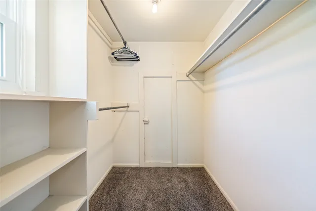 a view of walk in closet