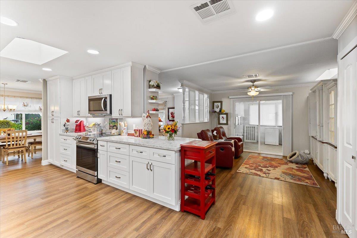 228 Regency Court Santa Rosa, CA 95401 - Photo 16 of 32