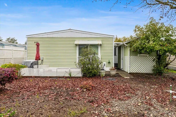 $399,000 | 228 Regency Court, Santa Rosa, CA 95401