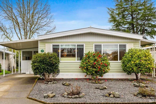 $399,000 | 228 Regency Court, Santa Rosa, CA 95401