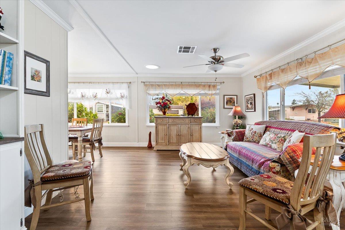 228 Regency Court Santa Rosa, CA 95401 - Photo 6 of 32