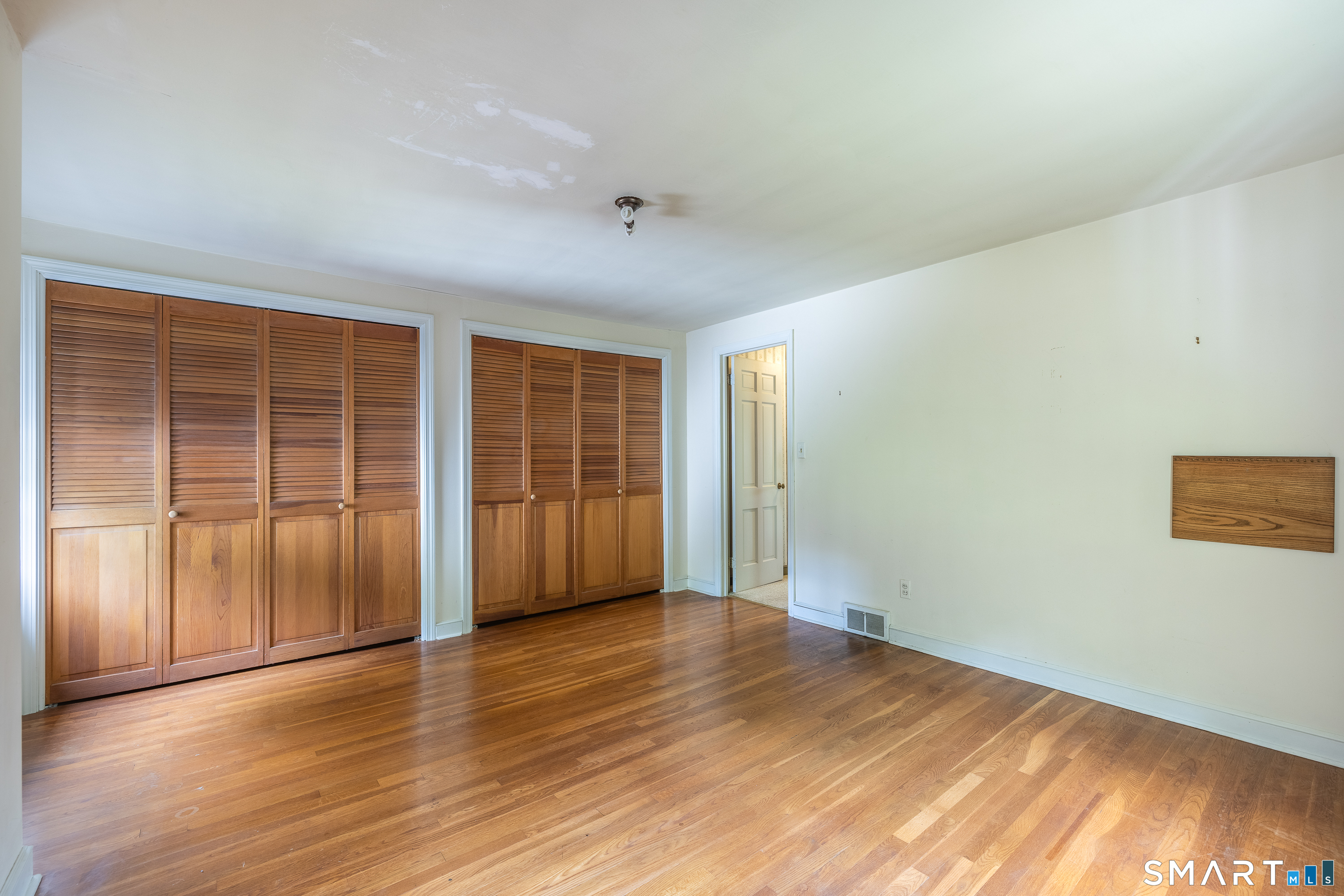 65 Manor Hill Road Stratford, CT 06614 - Photo 25 of 36