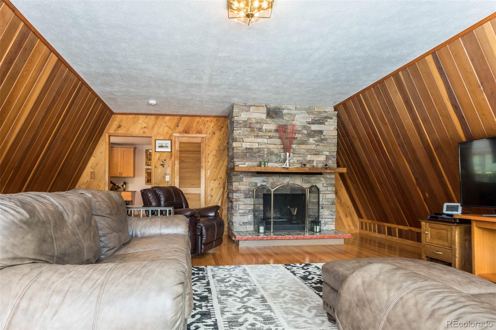 2 Ronnie Road Golden, CO 80403 - Photo 10 of 26 Gallery Image 10