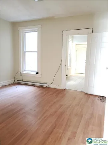 $900 | 718 West Chew Street, Unit 3, Allentown, PA 18102