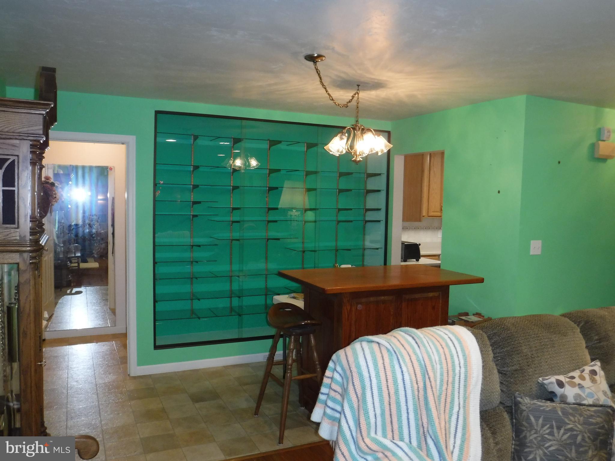 6825 Seneca Ridge Drive York, PA 17403 - Photo 4 of 19 Dining Area