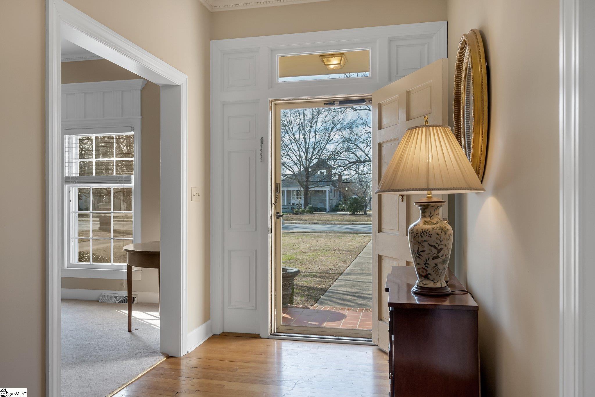 307 South Broad Street Clinton, SC 29325 - Photo 18 of 34