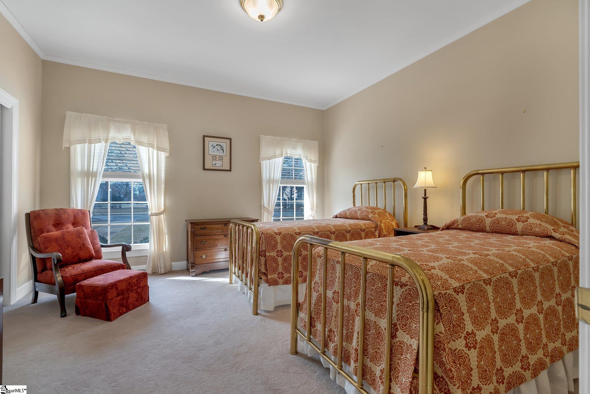 307 South Broad Street Clinton, SC 29325 - Photo 23 of 34