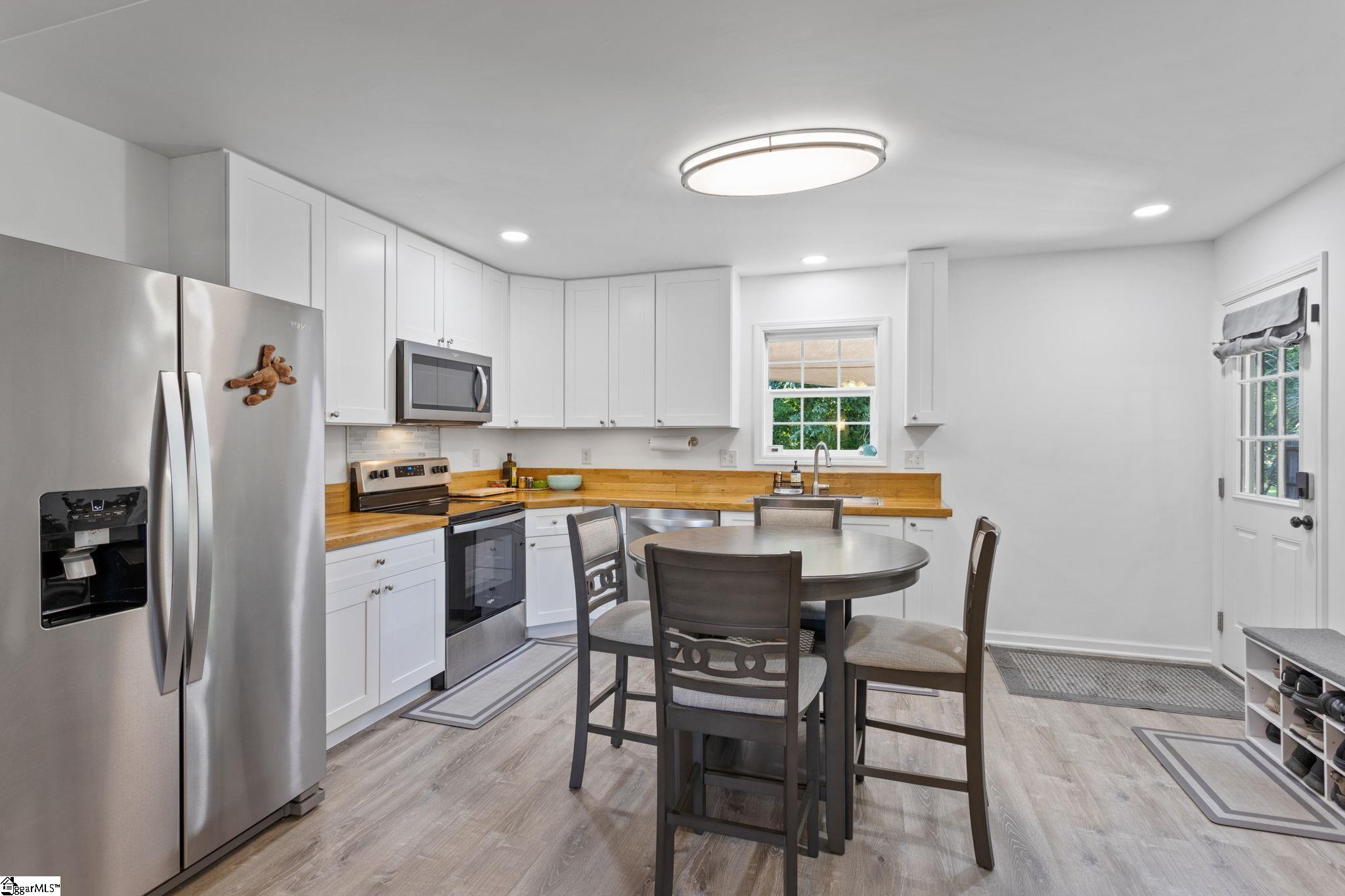 23 W Road Travelers Rest, SC 29690 - Photo 9 of 27 Gallery Image 9
