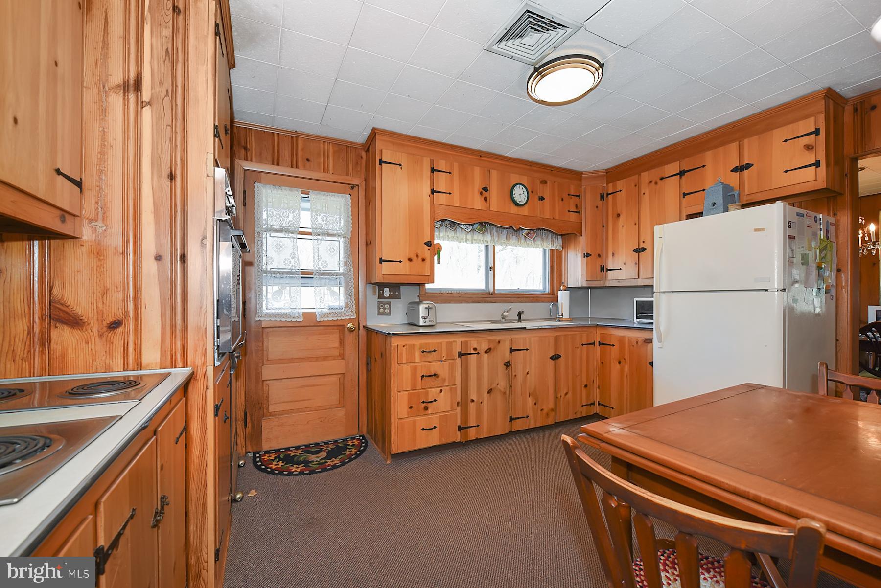 66 Carter Road Princeton, NJ 08540 - Photo 4 of 13
