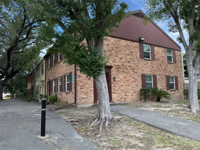 $83,900 | 11529 Chimney Rock Road, Houston, TX 77035