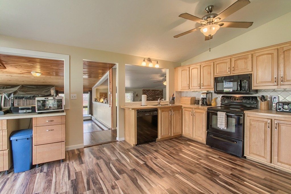 58 Pepper Road Fitchburg, MA 01420 - Photo 12 of 30 Gallery Image 12