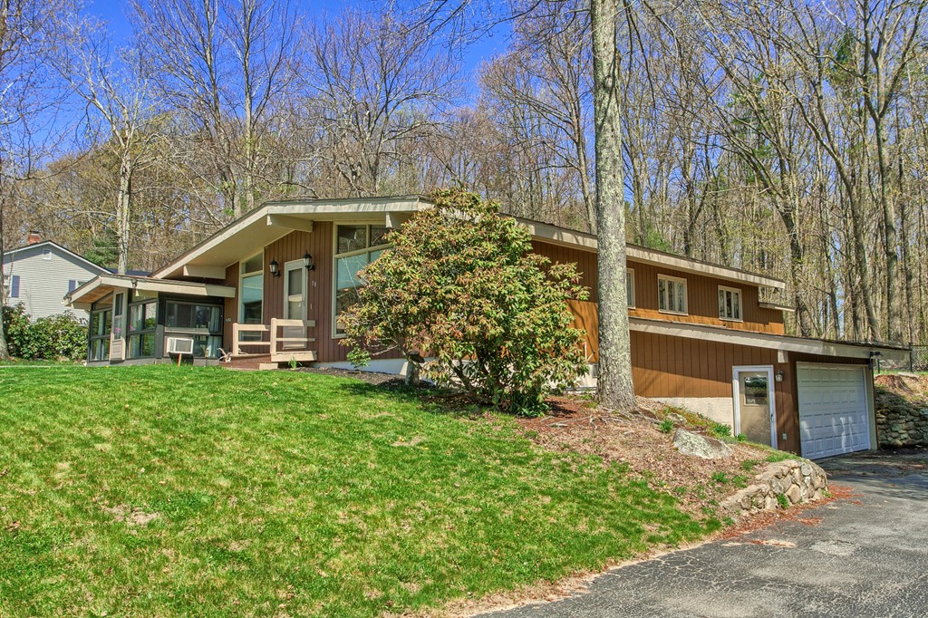 58 Pepper Road Fitchburg, MA 01420 - Photo 4 of 30 Gallery Image 4