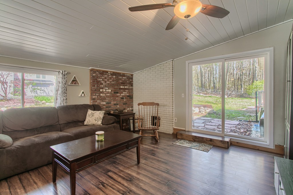 58 Pepper Road Fitchburg, MA 01420 - Photo 7 of 30 Gallery Image 7