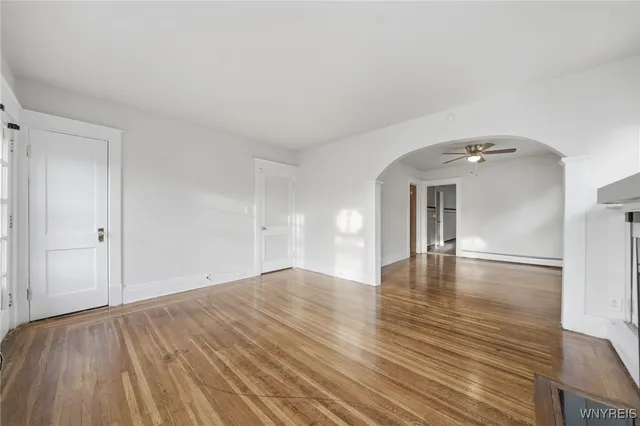 $1,500 | 691 Columbus Parkway, Buffalo, NY 14213