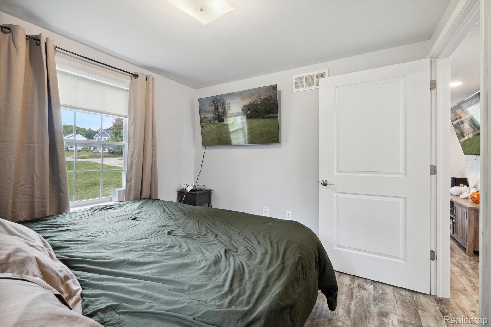 6149 Waldon Road Clarkston, MI 48346 - Photo 16 of 33 Gallery Image 16