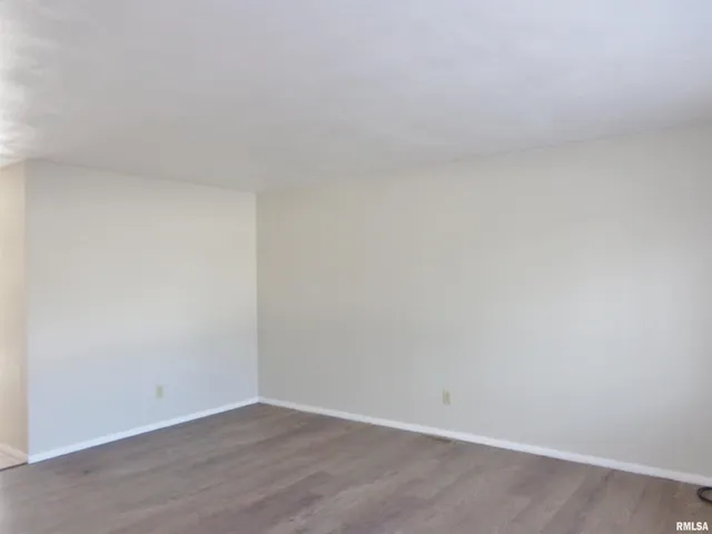 $899 | 4733 West Merol Court, Unit A, Peoria, IL 61604