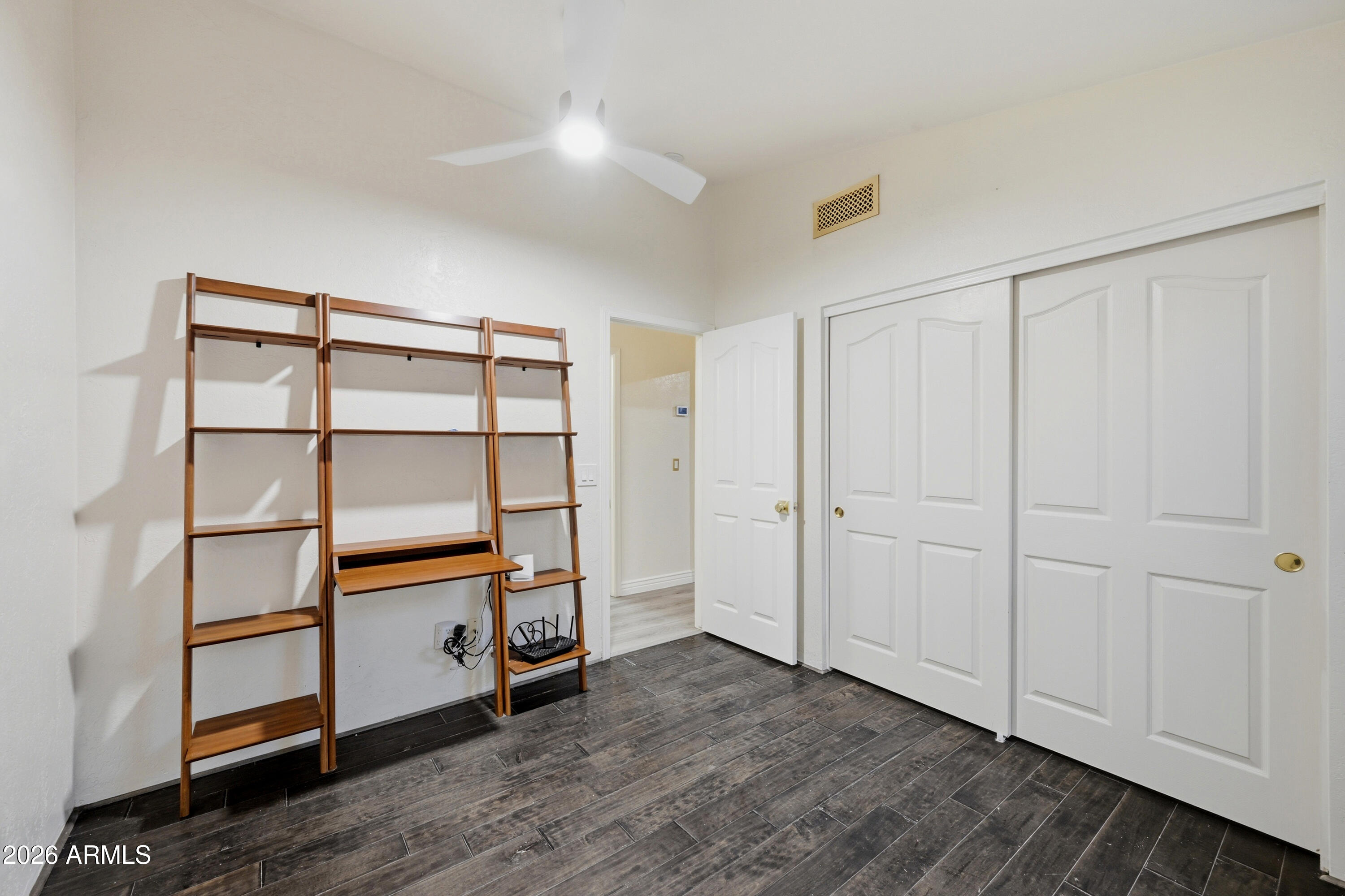 4605 East Jaeger Road Phoenix, AZ 85050 - Photo 14 of 35 25_jaeger_021