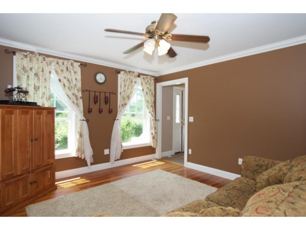 129 County Farm Road Dover, NH 03820 - Photo 13 of 36 Gallery Image 13
