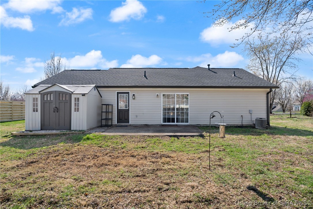 1304 High Meadow Road Jeffersonville, IN 47130 - Photo 33 of 35
