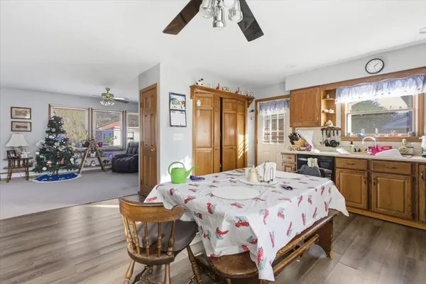 $395,000 | 185 Elm Street, Blackstone, MA 01504