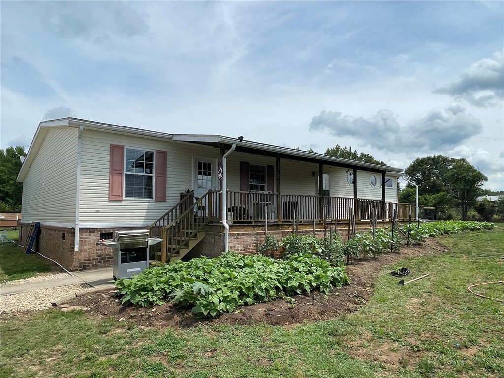 254 Corbin Road Honea Path, SC 29654 - Photo 5 of 44