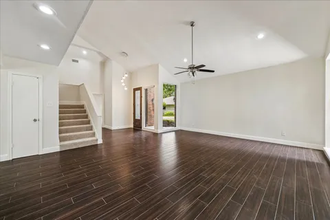 $349,000 | 1906 River Falls Drive, Houston, TX 77339