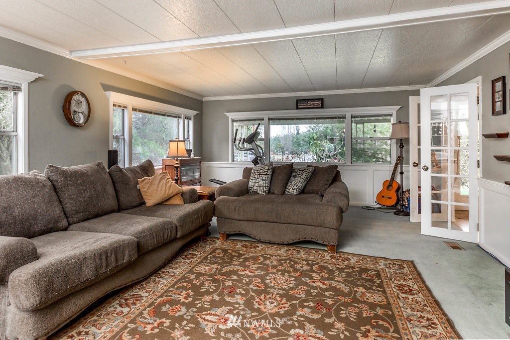 2746 Wood Road Oak Harbor, WA 98277 - Photo 5 of 25 Gallery Image 5