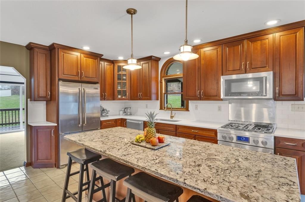 339 Lindsay Road Zelienople, PA 16063 - Photo 17 of 50