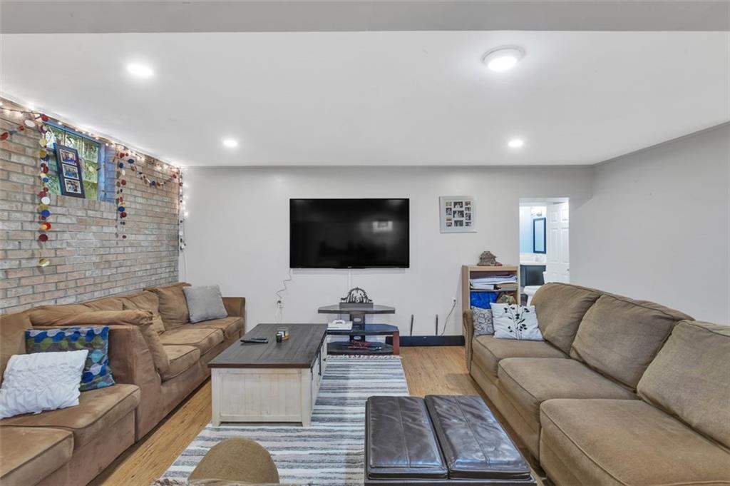 339 Lindsay Road Zelienople, PA 16063 - Photo 30 of 50