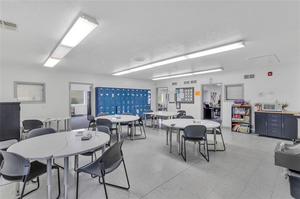 339 Lindsay Road Zelienople, PA 16063 - Photo 34 of 50