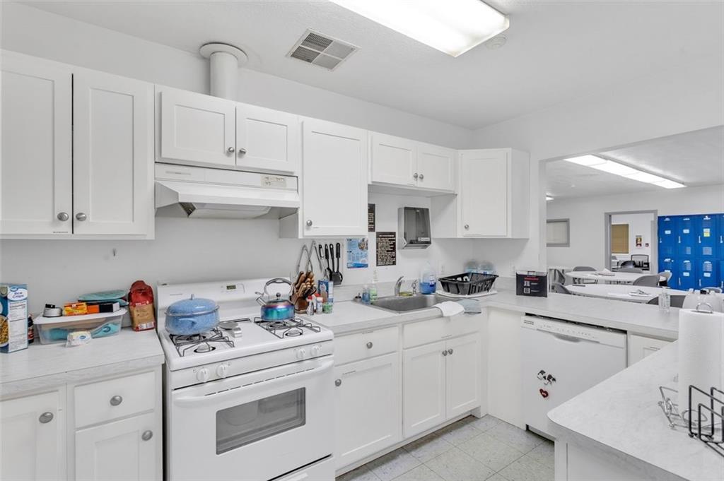 339 Lindsay Road Zelienople, PA 16063 - Photo 37 of 50