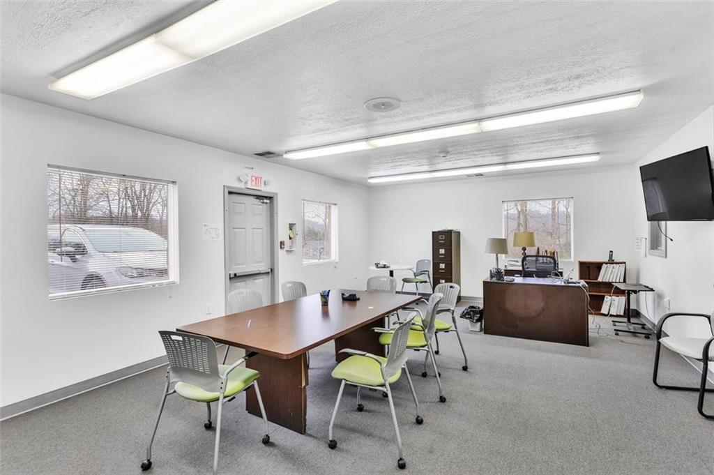 339 Lindsay Road Zelienople, PA 16063 - Photo 42 of 50