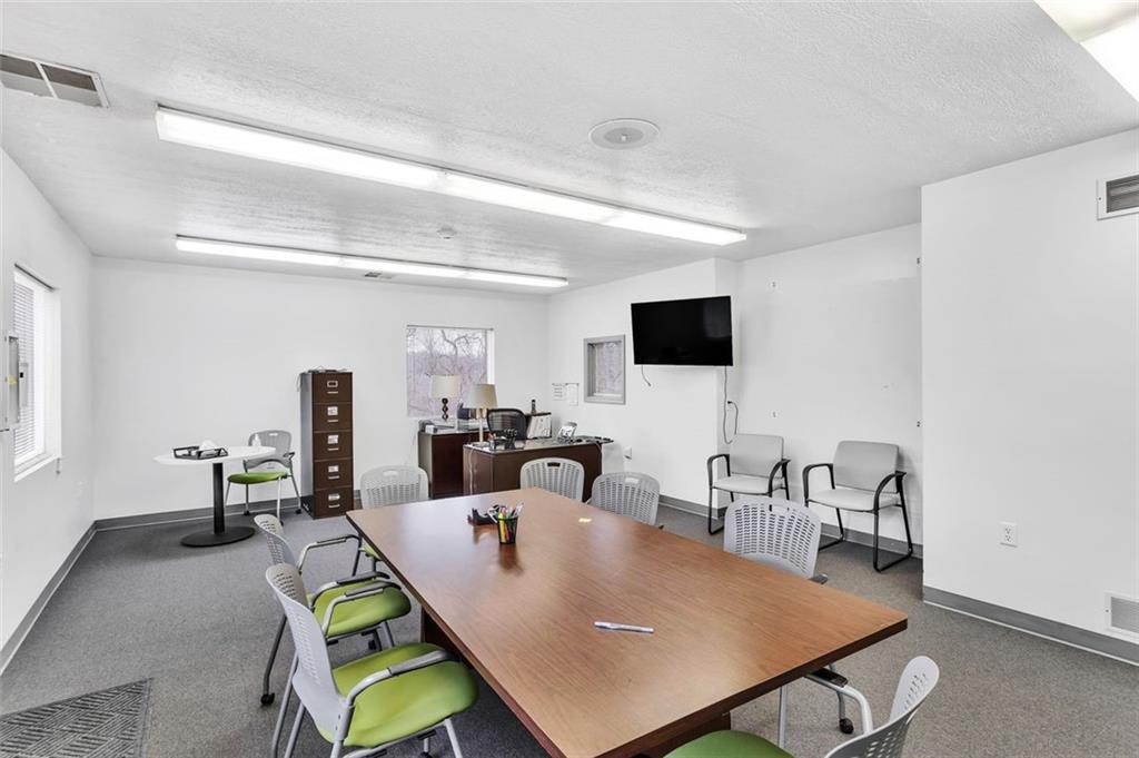 339 Lindsay Road Zelienople, PA 16063 - Photo 43 of 50