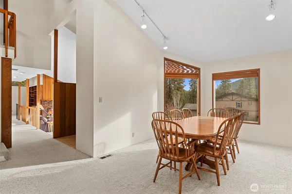 $950,000 | 1547 Alpensee Strasse, Leavenworth, WA 98826