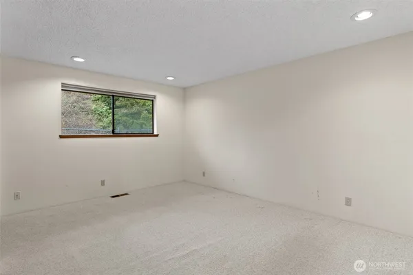 $950,000 | 1547 Alpensee Strasse, Leavenworth, WA 98826