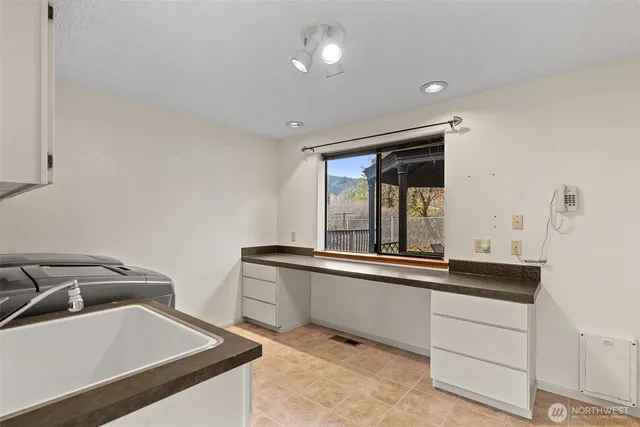 $999,000 | 1547 Alpensee Strasse, Leavenworth, WA 98826